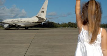 Occuper les enfants dans l’avion