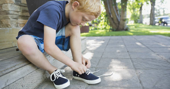 garcon--baskets-lacets-enfant-chaussures